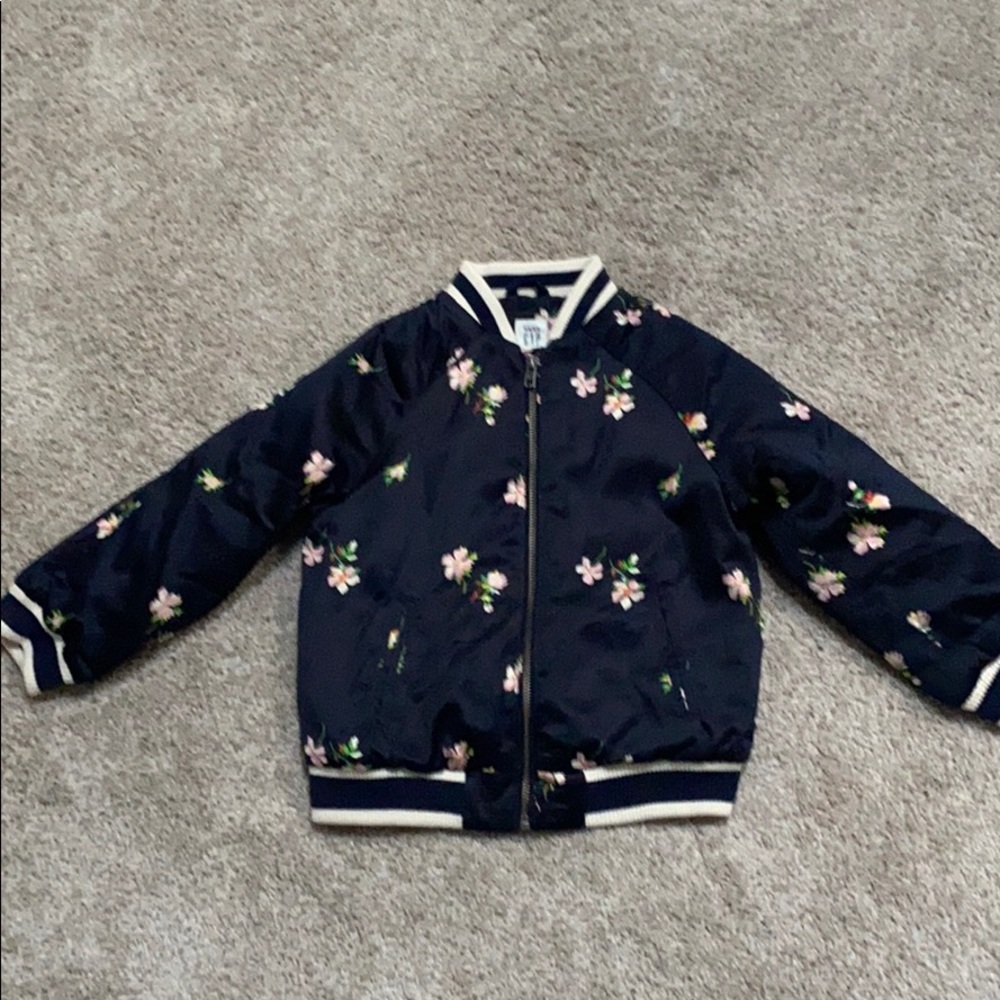 Girl gap bomber jacket 5T